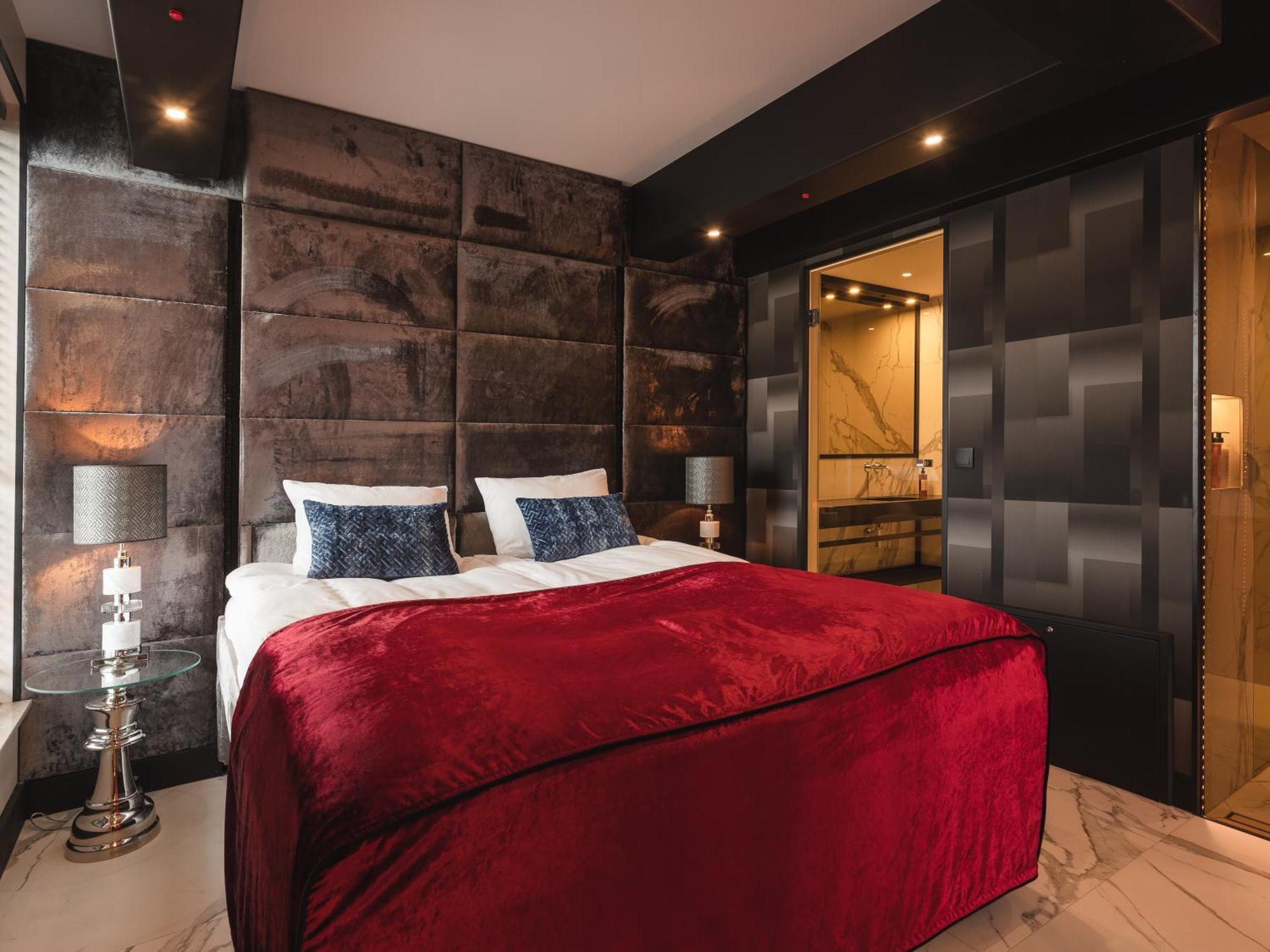 Art Penthouse With Jacuzzi - Krakow Center 아파트 객실 사진